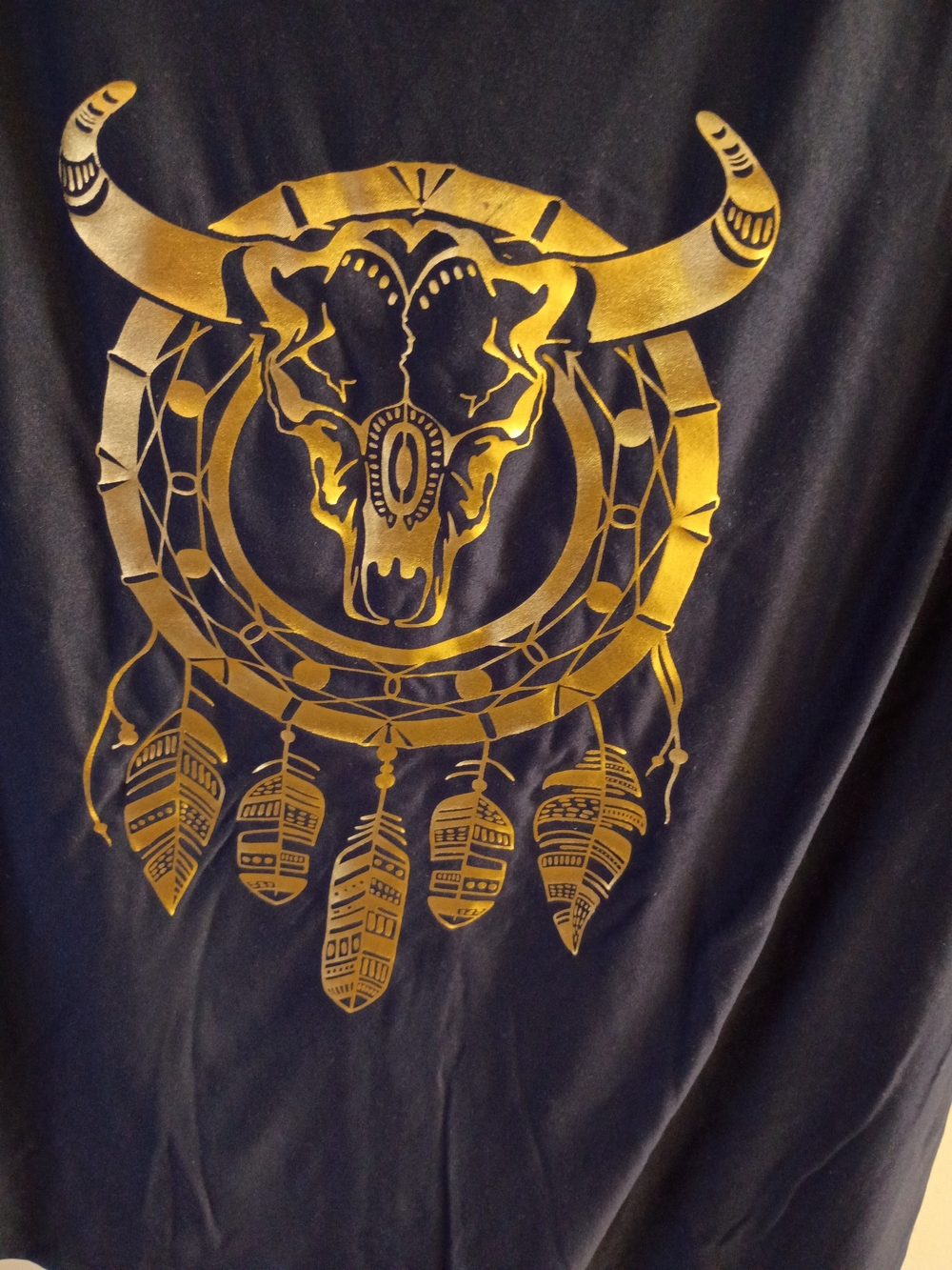 No Boundaries Navy V-Neck Tee with Metallic Gold Dreamcatcher Bull Skull - Picture 4 of 6